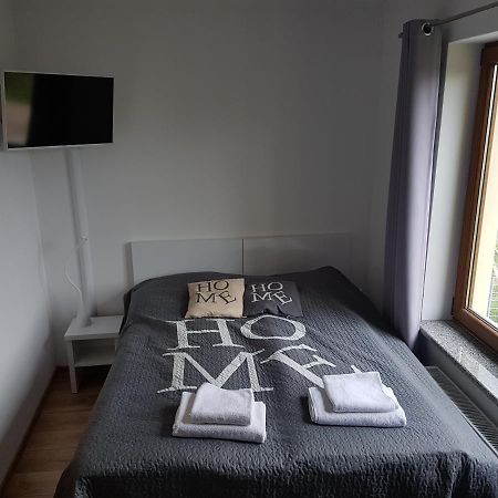 Tobi-Pokoje Goscinne Łeba Esterno foto